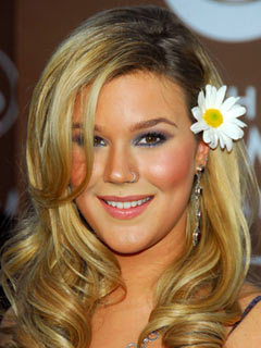 Joss Stone's curl power