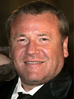 Ray Winstone: Cristiano Ronaldo should f*** off