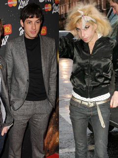 Amy Winehouse and Mark Ronson scrap James Bond tune