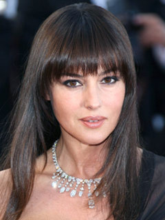 Monica Bellucci's seductive smacker