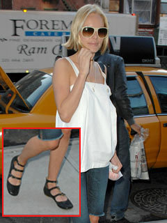 Kate Bosworth's all strapped up
