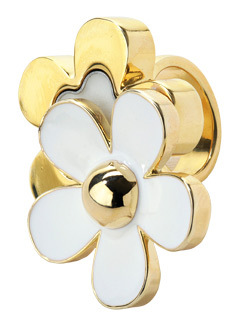 Marc Jacobs brings us flowers