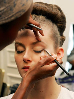 8 top spring beauty trends