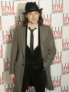 Alex Zane bullied over briefcase