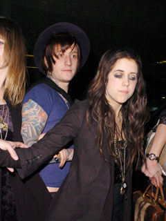 Photos - Celebrity Spy 16 April 2008