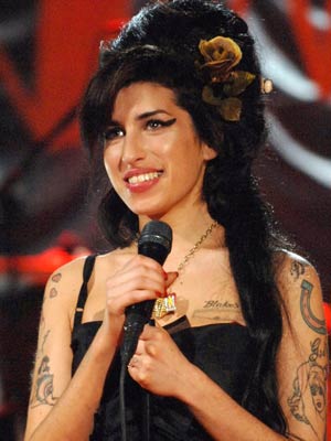 SEE VIDEO Amy Winehouse calls Kanye West a c*nt