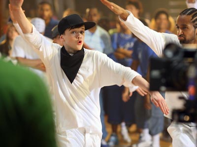 George Sampson records video for Headz Up