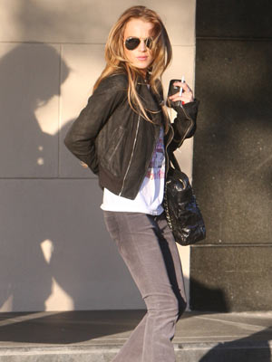Lindsay Lohan | Lindsay Lohan goes rock chic| Now Magazine | Celebrity Gossip