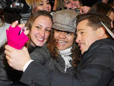 Celebrity Celebrity Spy 19 January: Brad Pitt feels the love & Eva Longoria seems distracted