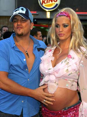 Celebrity relationships that started on reality TV Celebrity relationships that started on reality TV