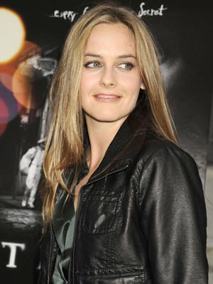 Alicia Silverstone | Now Magazine | Celebrity Spy