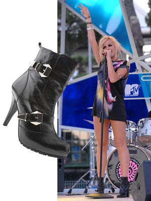 NEW PHOTOS Sexy celebrity shoes 