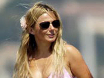 Celebrity Spy 28 August 2009: Geri Halliwell strips off & Sarah Harding is on the run