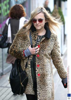 Fearne Cotton's retro shades