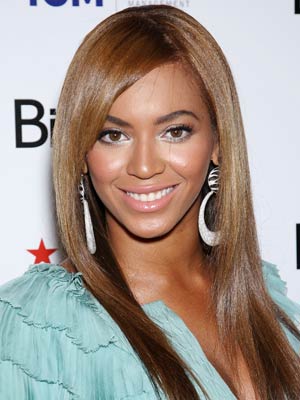 Beyonce Knowles is a water baby
