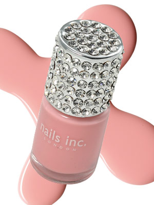 Glitz-mas nails