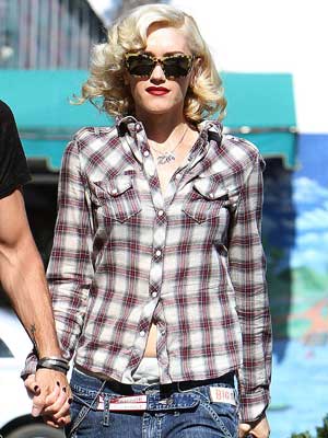 Gwen Stefani checks it out