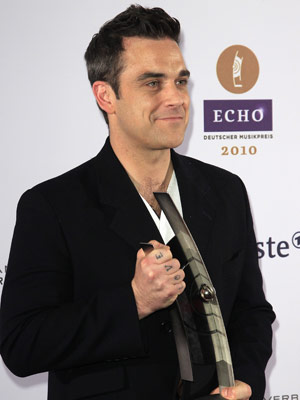 VIDEO Newlywed Robbie Williams: I'm the happiest man alive