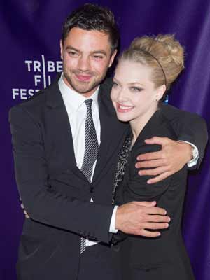 PIC Amanda Seyfried reunites with Dominic Cooper