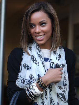 Rochelle Wiseman's bangles talk