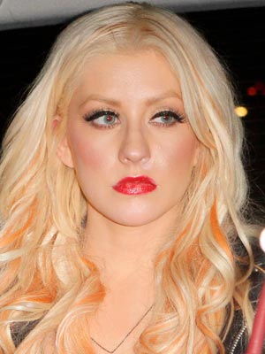VIDEO Christina Aguilera: She can sing, she can dance - but can she act? 