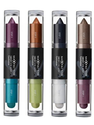 Get hot smoky eyes