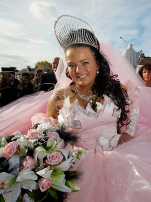 Travellers 'in talks' to sue Channel 4 over Big Fat Gypsy Weddings