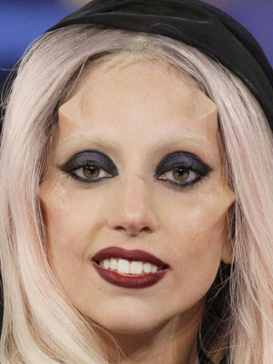 Lady Gaga: I want to give you a naked lap-dance, Charlie Sheen