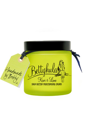 Fruity body cream