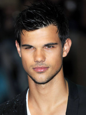Taylor Lautner: I wanted to keep my shorts and motorcycle from Twilight