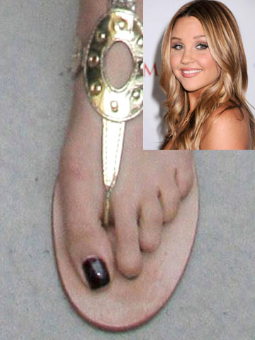  Celebrities Pictures on New Pictures Celebrity Feet   Who S Got Weird Toes