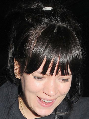 Army sniper apologises to Lily Allen for sending her racist message on Twitter