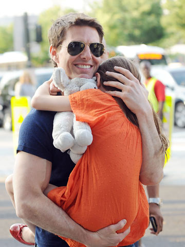 CUTE PICS! Suri Cruise gives dad Tom Cruise a big hug as they reunite following Katie Holmes divorce settlement