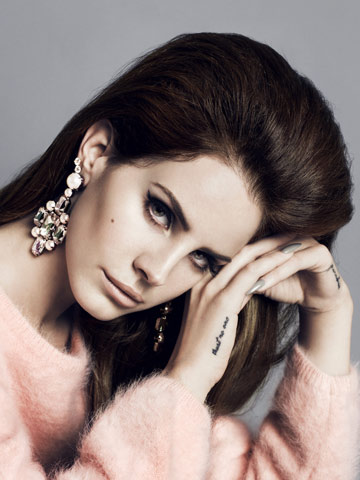 Lana Del Rey named as face of H&M autumn fashion campaign