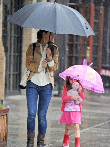Katie Holmes and Suri Cruise | New York | Pictures | Photos | new | Celebrity News