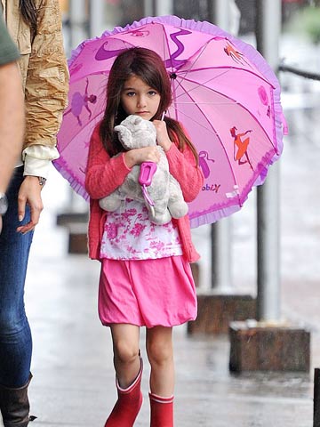 OMG! Look at how cute Suri Cruise is