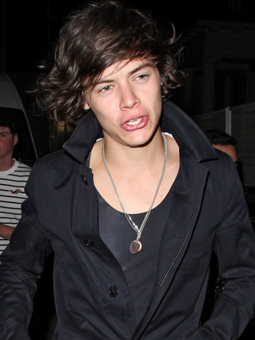 Cougar Sophie Anderton heads in Harry Styles' direction in London club