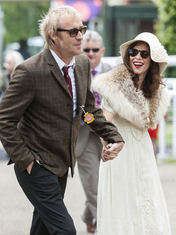 Rhys Ifans and Anna Friel | Glorious Goodwood Ladies Day | Pictures | Photos | new | Celebrity News