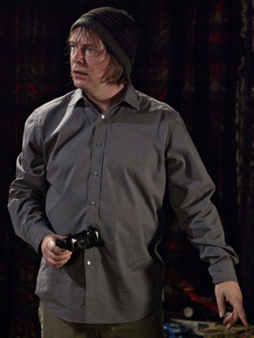 EastEnders tramp Ian Beale returns home to face tough ultimatum from daughter Lucy 