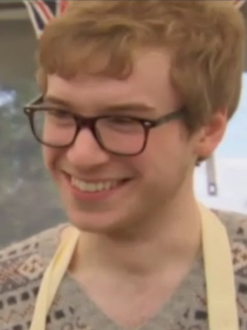 Great British Bake Off's James Morton offers cake as reward for stolen bicycle