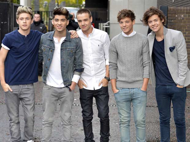 One Direction meet fans at ITV studios in London ahead of Daybreak interview