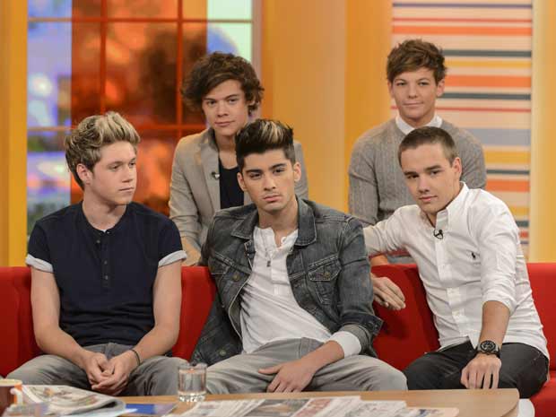  Direction Latest News on New Pictures One Direction Chat About Justin Bieber  Dancing And New