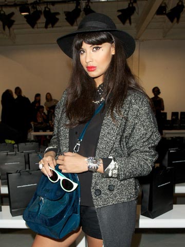 Friday Fashion Celebrity Match: How to wear a foxy fedora like Jameela Jamil