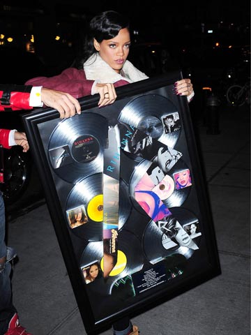 Rihanna | Celebrity Spy | Pictures | Photos | New | Celebrity News