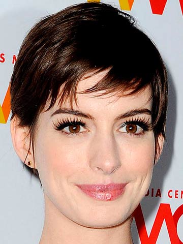 Anne Hathaway: I didn't want to be a short-haired bride