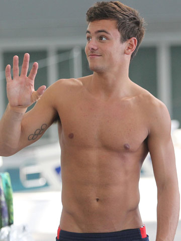 Splash! star Tom Daley hits back at Olympic chairman over his right to post on Twitter 