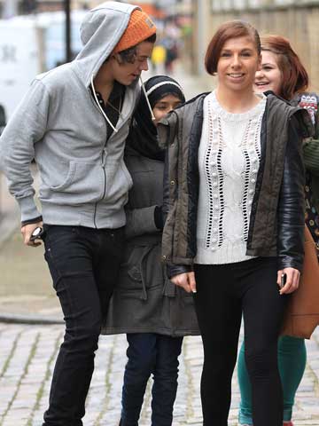 Harry Styles back recording in London with One Direction after Taylor Swift split