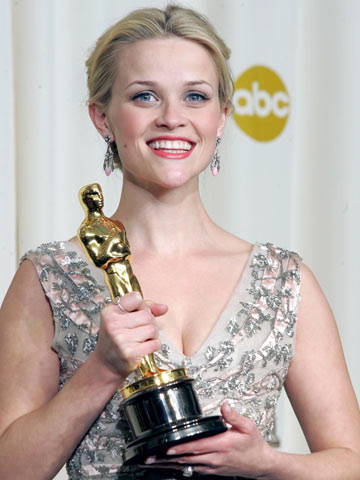 Dear Reese Witherspoon. You�re brunette now but I know you�ll be blonde again soon