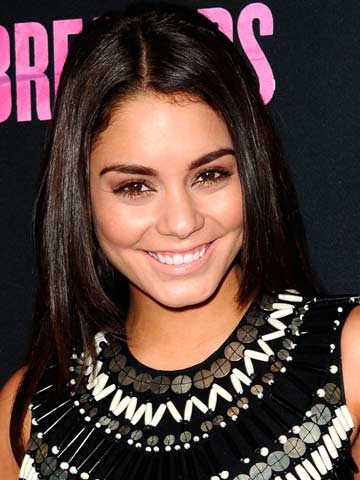 Spring Breakers star Vanessa Hudgens: I've decided to clean out my closet - wish me luck! 