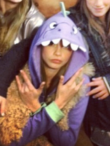 Has Cara Delevingne stolen her onesie from Harry Styles?